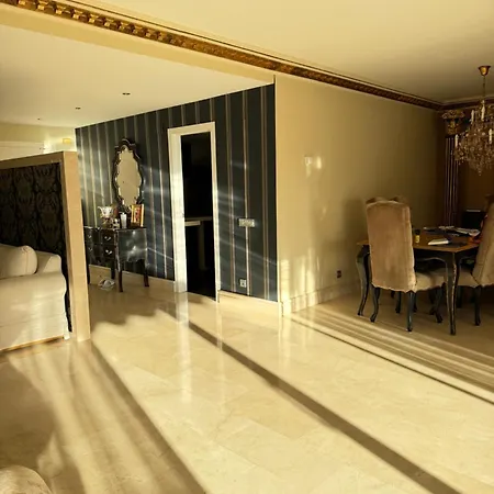 Piso Exclusivo Con Vista Al Mar Apartment *